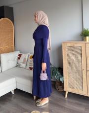 pelerinli triko elbise 2